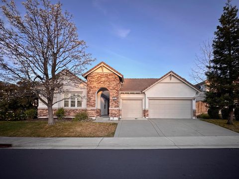 101 Emma Court Roseville CA 95661