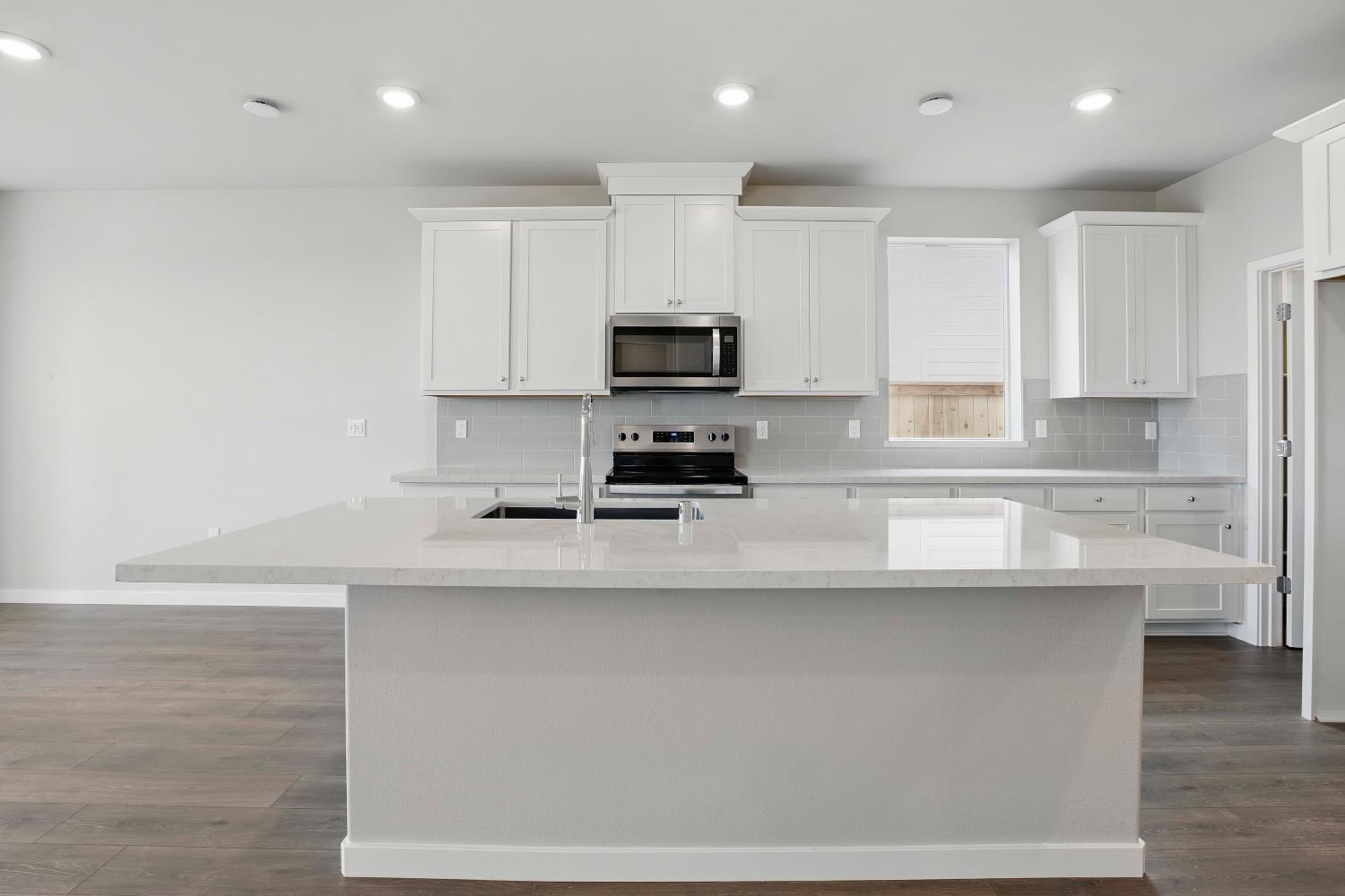 8240 Morning Star Way