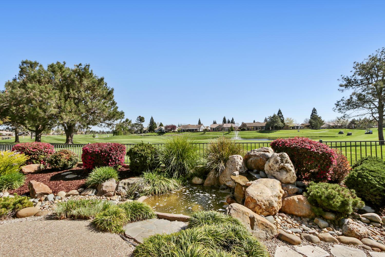 7338 School House Lane