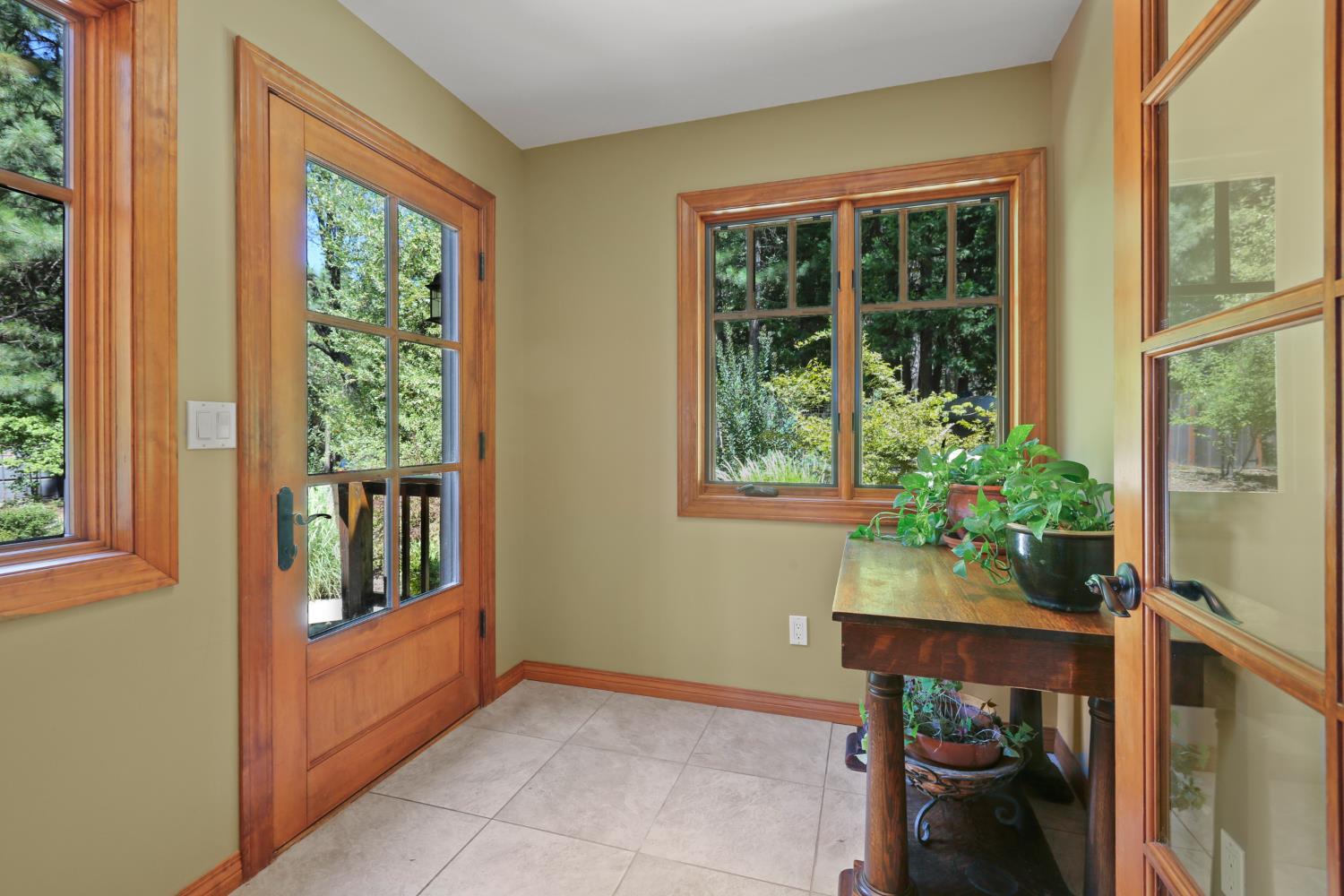 34900 Casa Loma Road