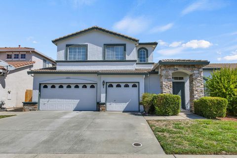8225 Wooded Brook Drive Elk Grove CA 95758