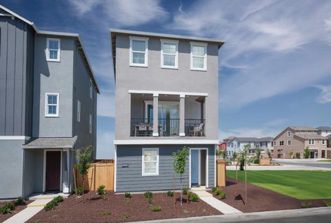 1126 Bellawood Drive Galt CA 95632