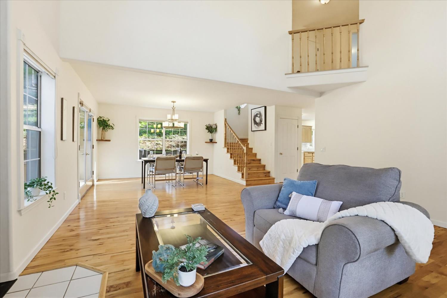 21324 Oak Ridge Drive