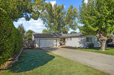 8937 Custer Avenue Orangevale CA 95662