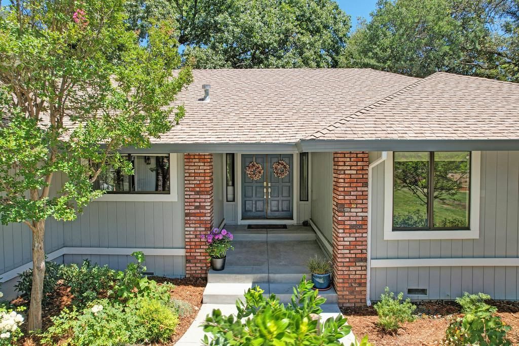 Photo of 2953 Oakleaf Drive, Cameron Park, CA 95682 (MLS # 225093949)