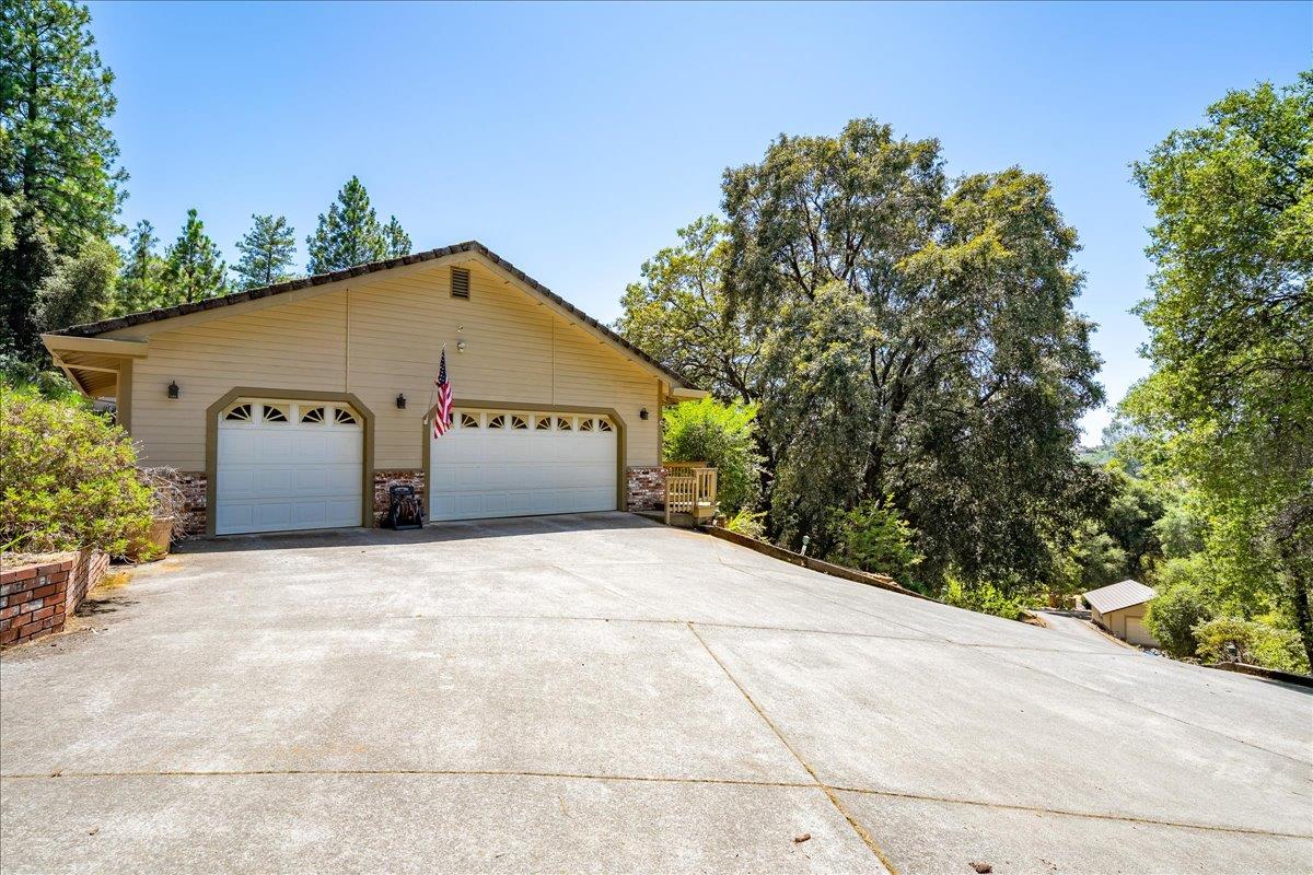 12446 Shadow Brook Court