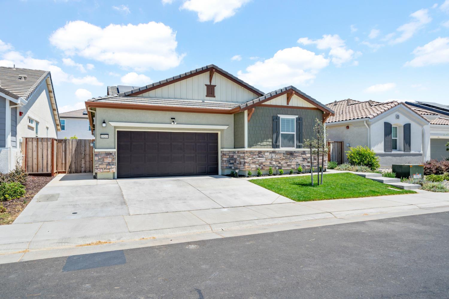 10169 Zane Way