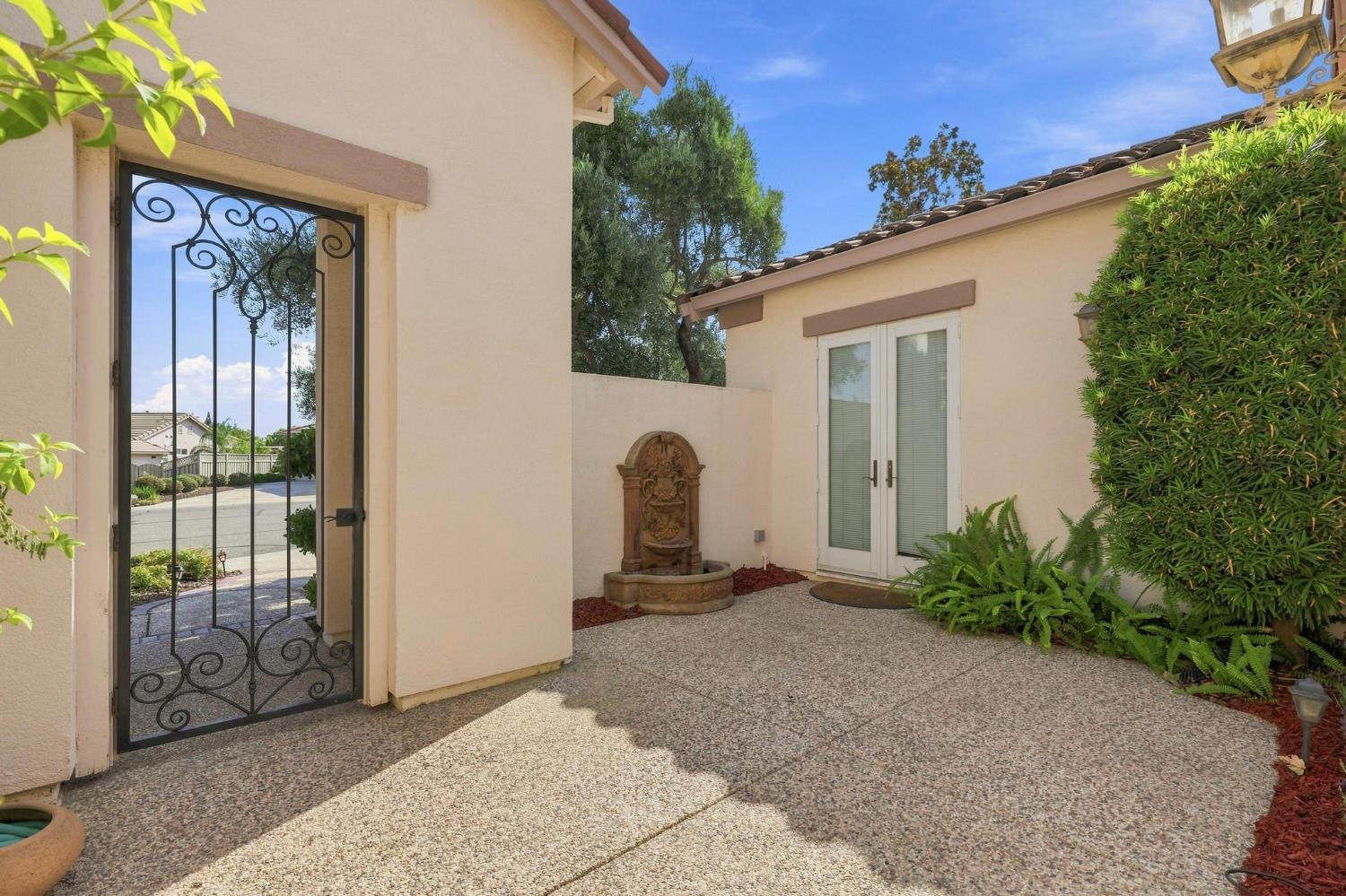 932 Gardner Court