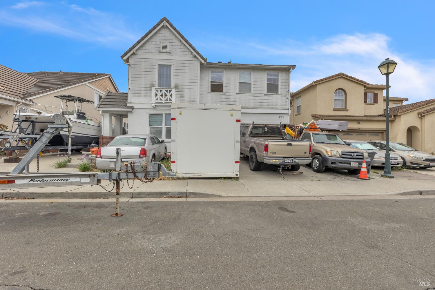 35 IRON HORSE Drive