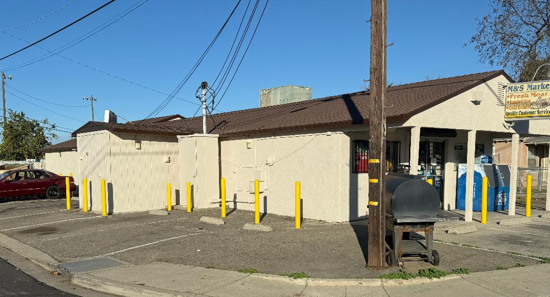 4885 Washington Street