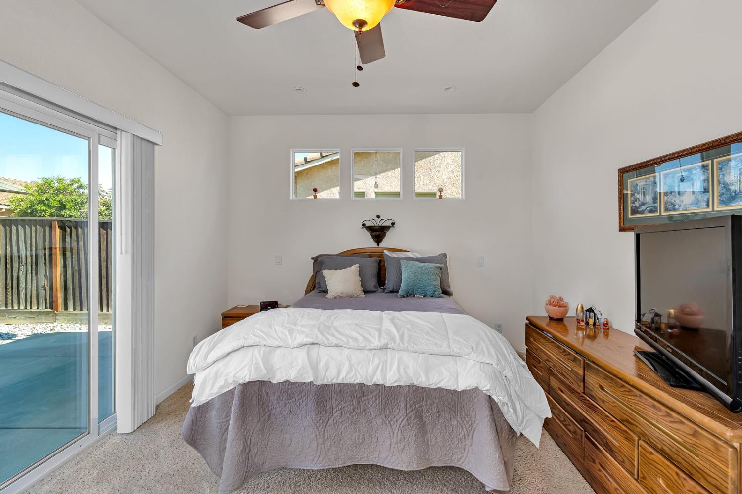 Los Banos, California 93635, United States, 2 Bedrooms Bedrooms, ,2 BathroomsBathrooms,Residential,Active,195201