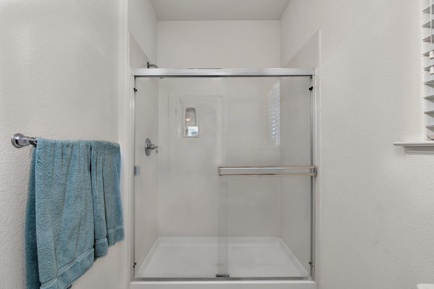 Los Banos, California 93635, United States, 2 Bedrooms Bedrooms, ,2 BathroomsBathrooms,Residential,Active,195201