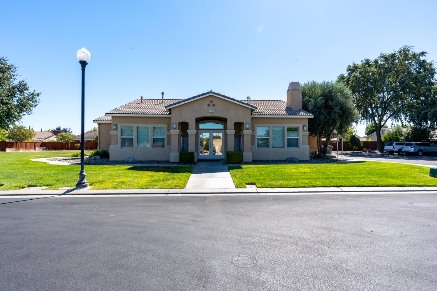 Los Banos, California 93635, United States, 2 Bedrooms Bedrooms, ,2 BathroomsBathrooms,Residential,Active,195201