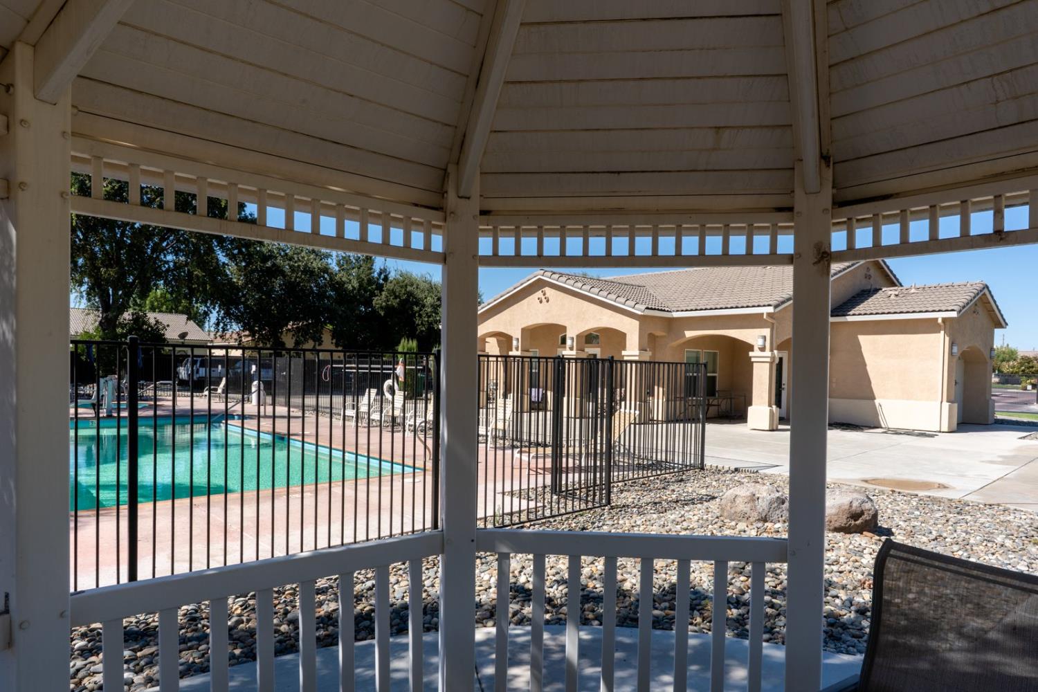 Los Banos, California 93635, United States, 2 Bedrooms Bedrooms, ,2 BathroomsBathrooms,Residential,Active,195201