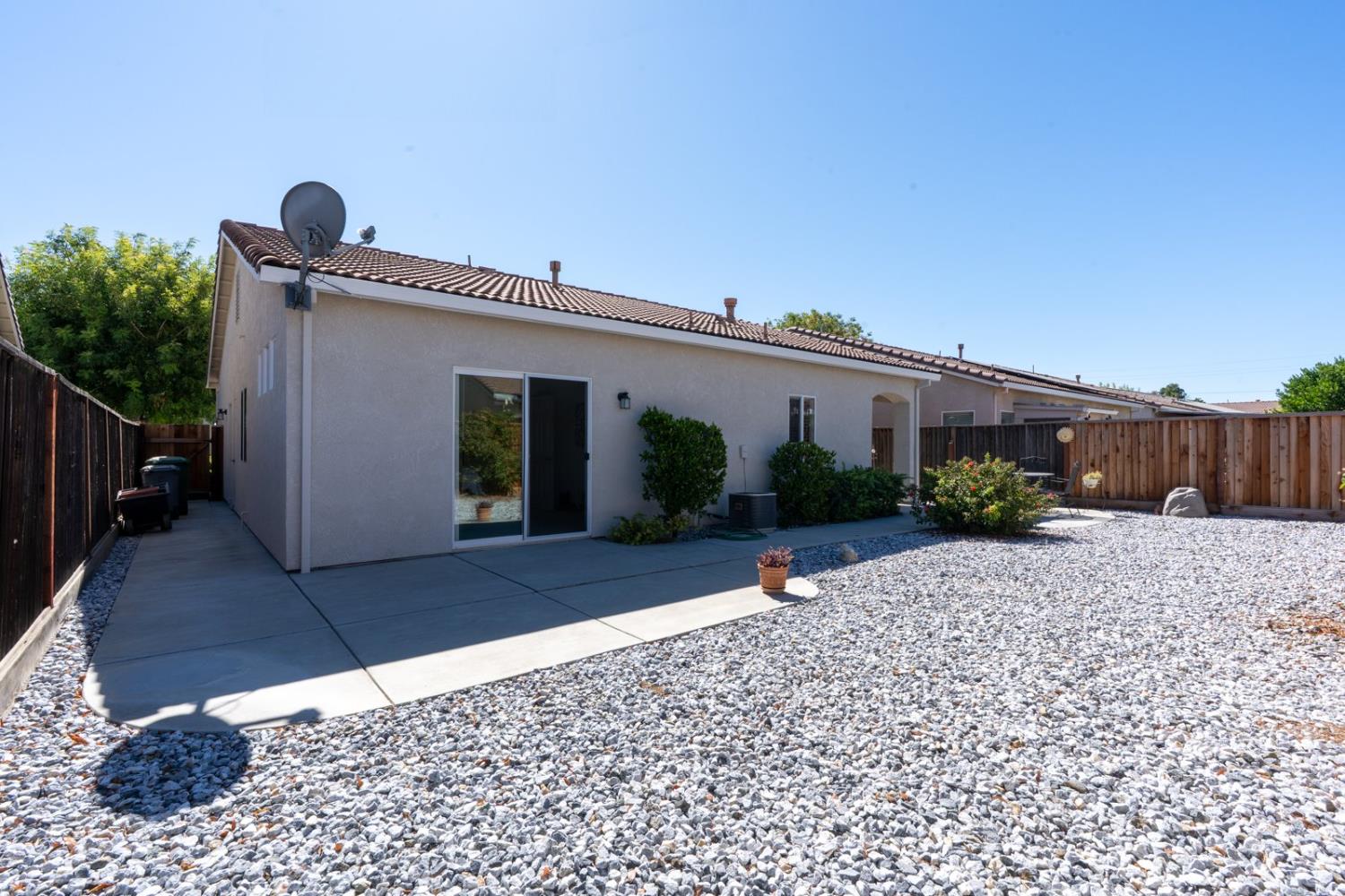 Los Banos, California 93635, United States, 2 Bedrooms Bedrooms, ,2 BathroomsBathrooms,Residential,Active,195201