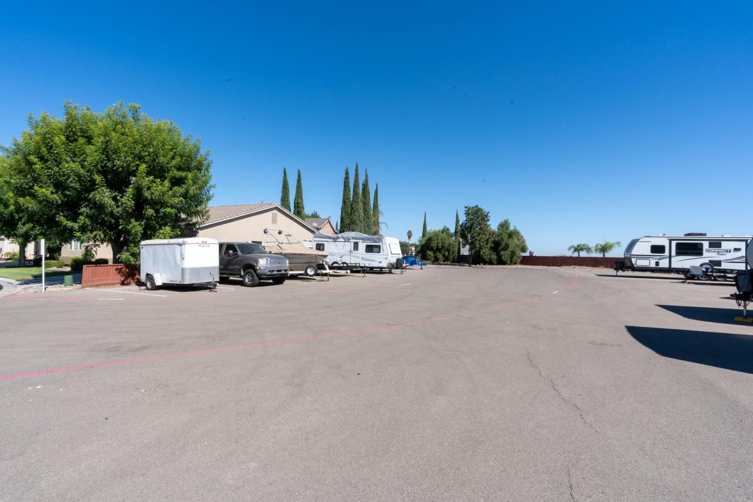 Los Banos, California 93635, United States, 2 Bedrooms Bedrooms, ,2 BathroomsBathrooms,Residential,Active,195201