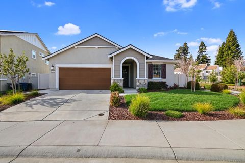 MLS: 225029428