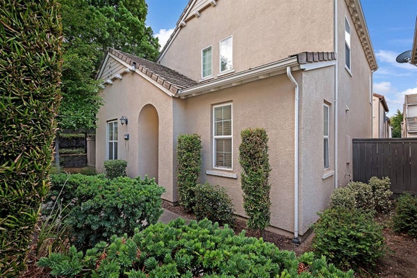 68 CHAMBORD WAY APT 68, ROSEVILLE, CA 95678 - Image 653e86e13eb70bde48d70828111de43f/616149173