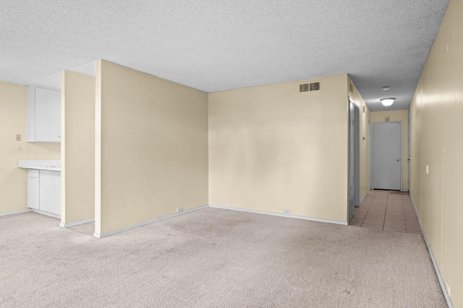 700 Woodside Lane 2