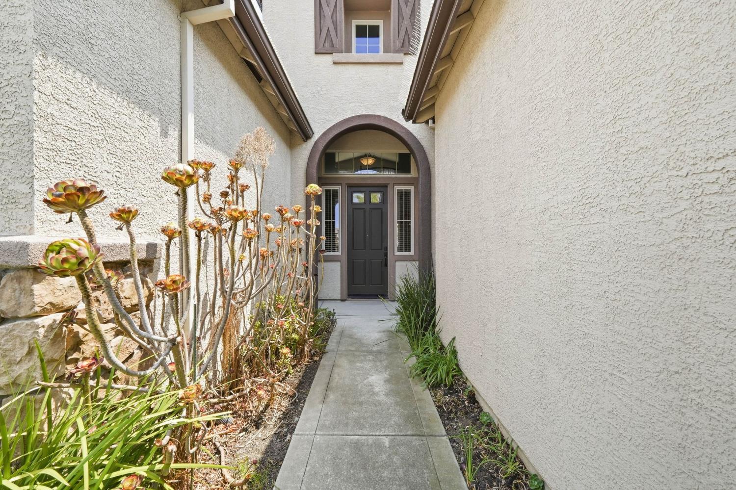 3805 Mendocino Court