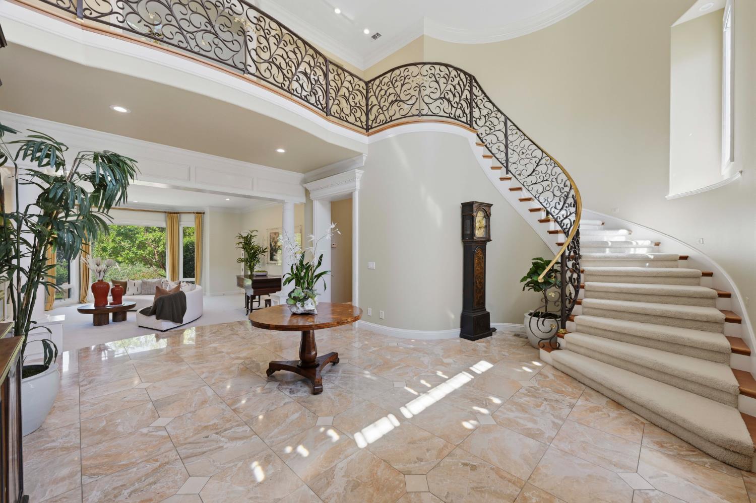 5122 Ellington Court
