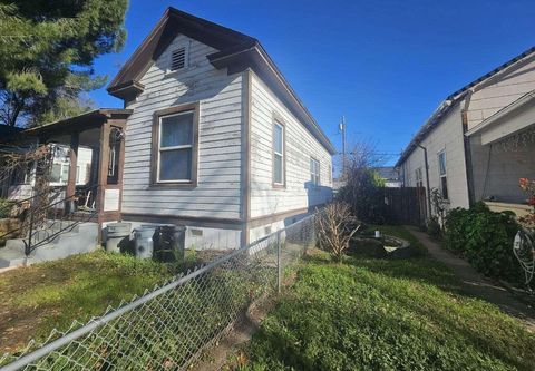 524 Madison Street Red Bluff CA 96080