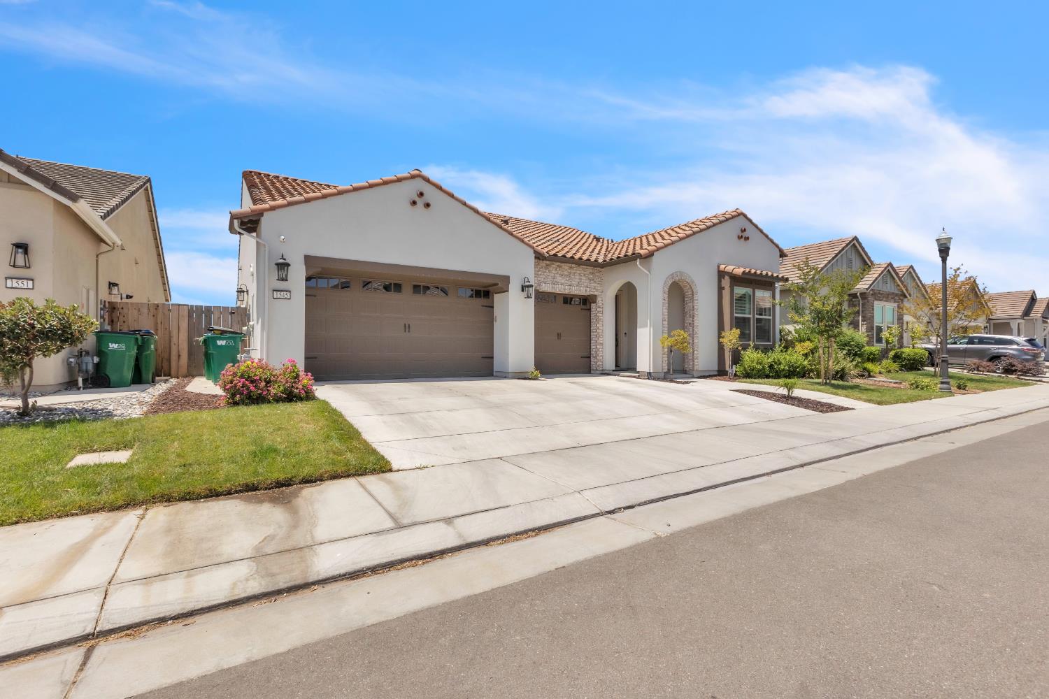 1545 Marigold Way