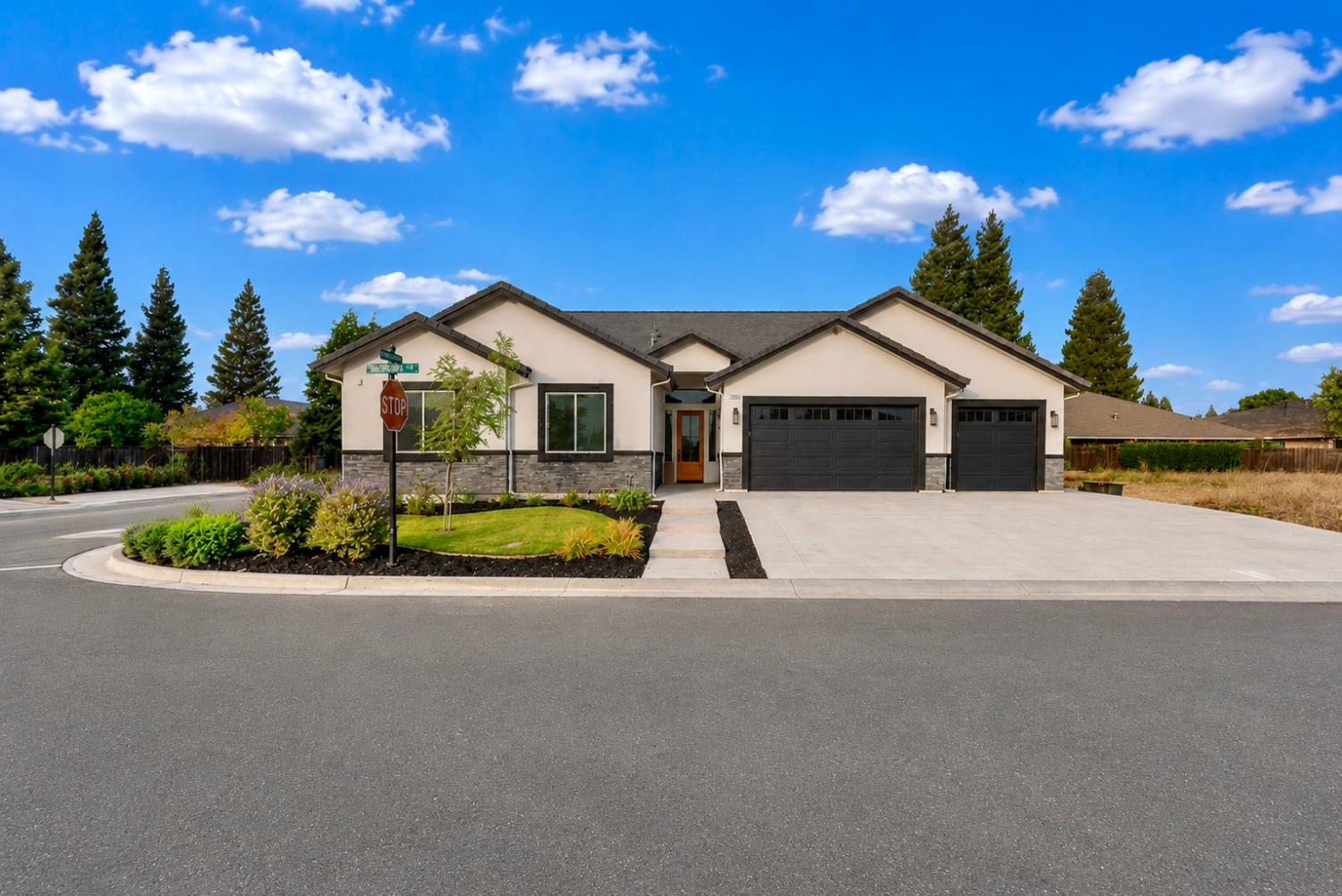 3394 Banbury Lane - Photo 2
