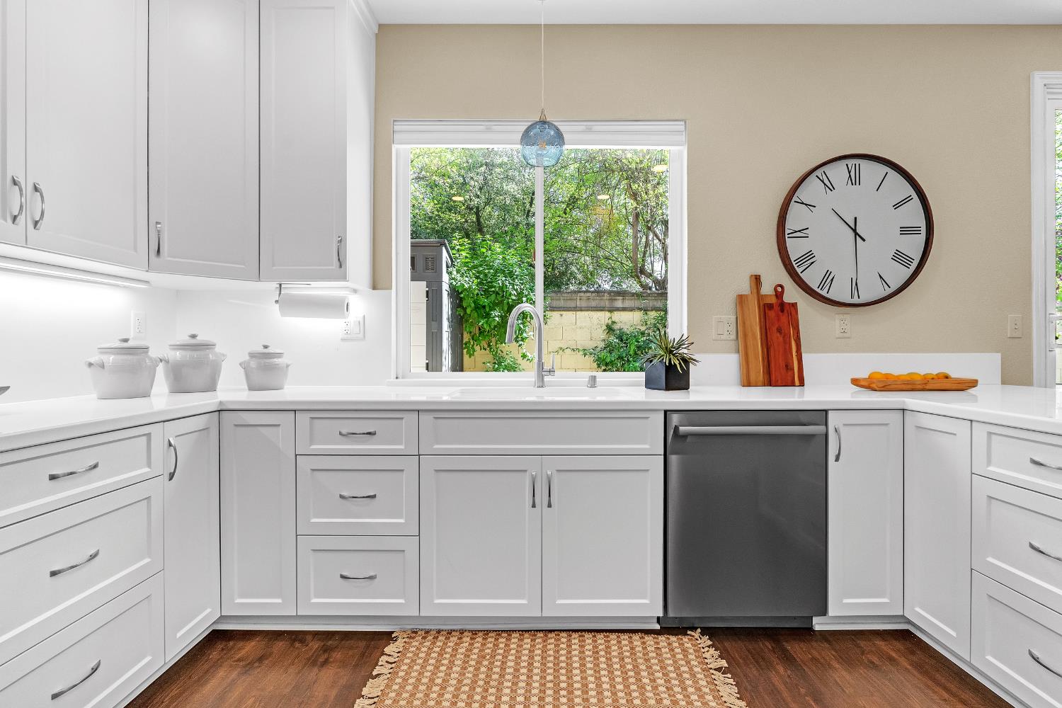 3326 Via Verde Terrace