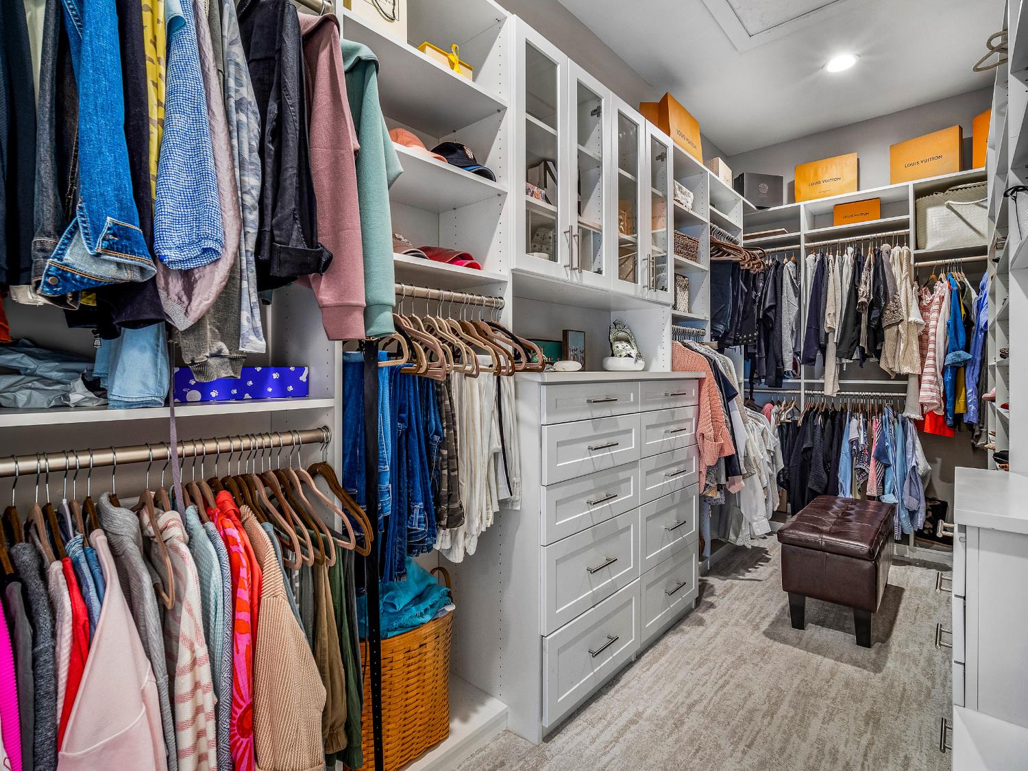 El Dorado Hills, California 95762, United States, 5 Bedrooms Bedrooms, ,5 BathroomsBathrooms,Residential,Active,153586