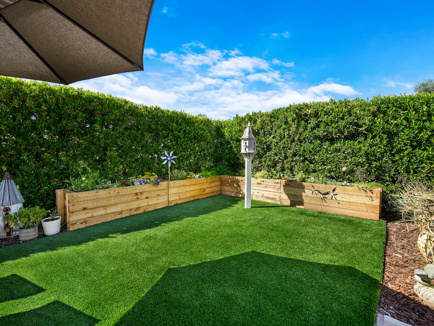 El Dorado Hills, California 95762, United States, 5 Bedrooms Bedrooms, ,5 BathroomsBathrooms,Residential,Active,153586