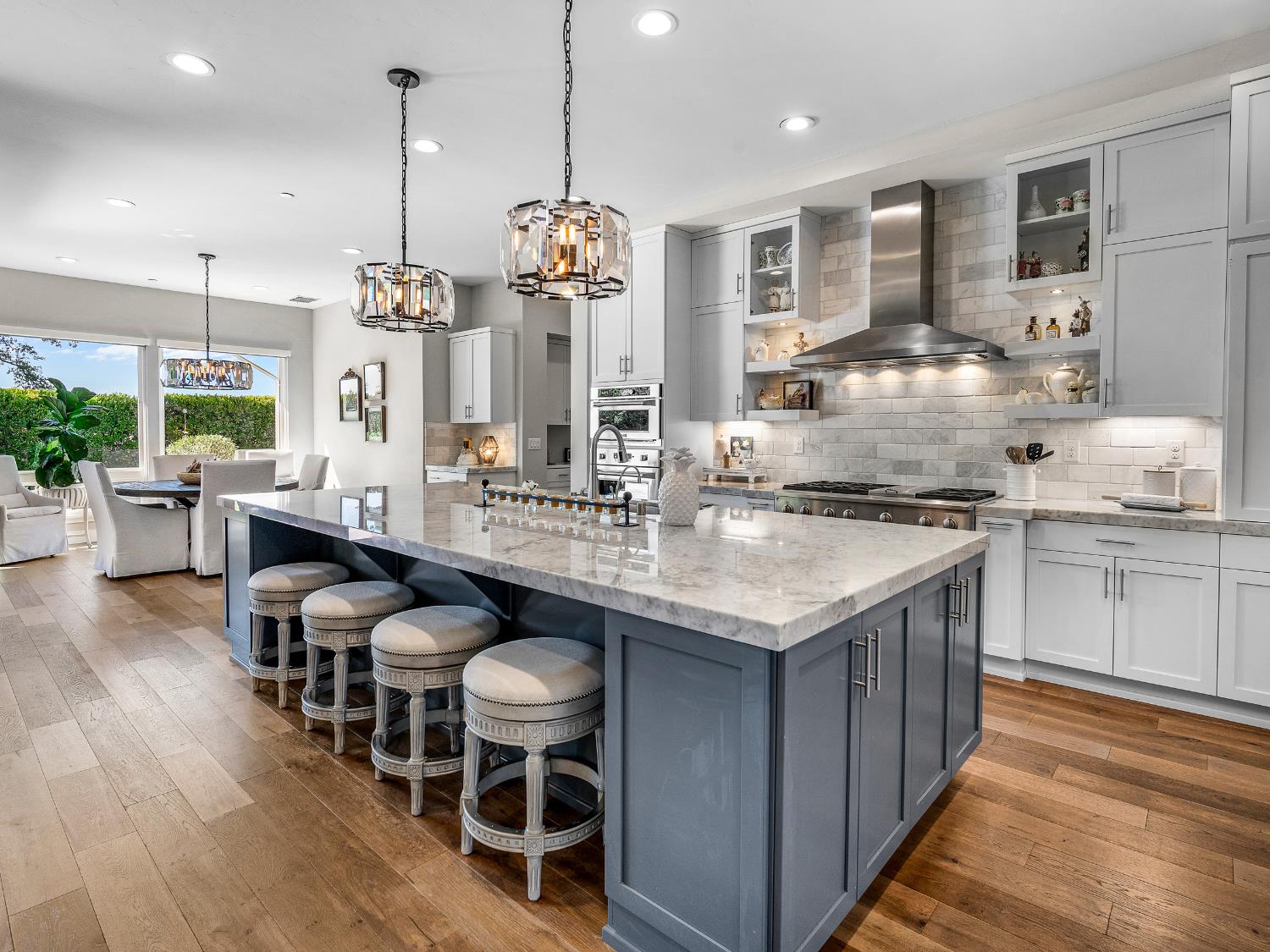 El Dorado Hills, California 95762, United States, 5 Bedrooms Bedrooms, ,5 BathroomsBathrooms,Residential,Active,153586