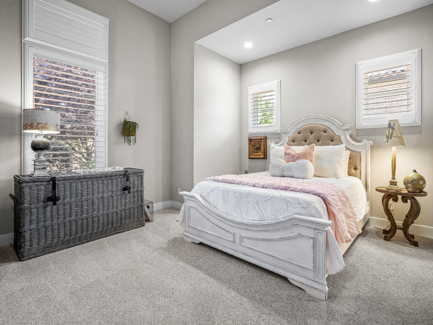 El Dorado Hills, California 95762, United States, 5 Bedrooms Bedrooms, ,5 BathroomsBathrooms,Residential,Active,153586