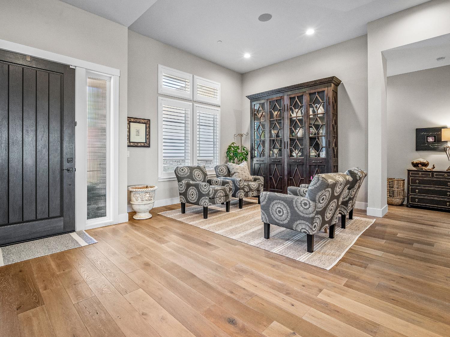 El Dorado Hills, California 95762, United States, 5 Bedrooms Bedrooms, ,5 BathroomsBathrooms,Residential,Active,153586