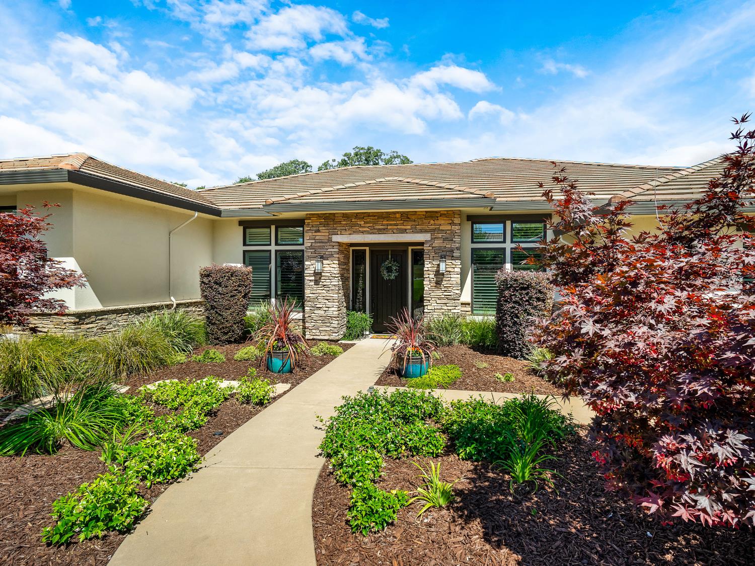 El Dorado Hills, California 95762, United States, 5 Bedrooms Bedrooms, ,5 BathroomsBathrooms,Residential,Active,153586