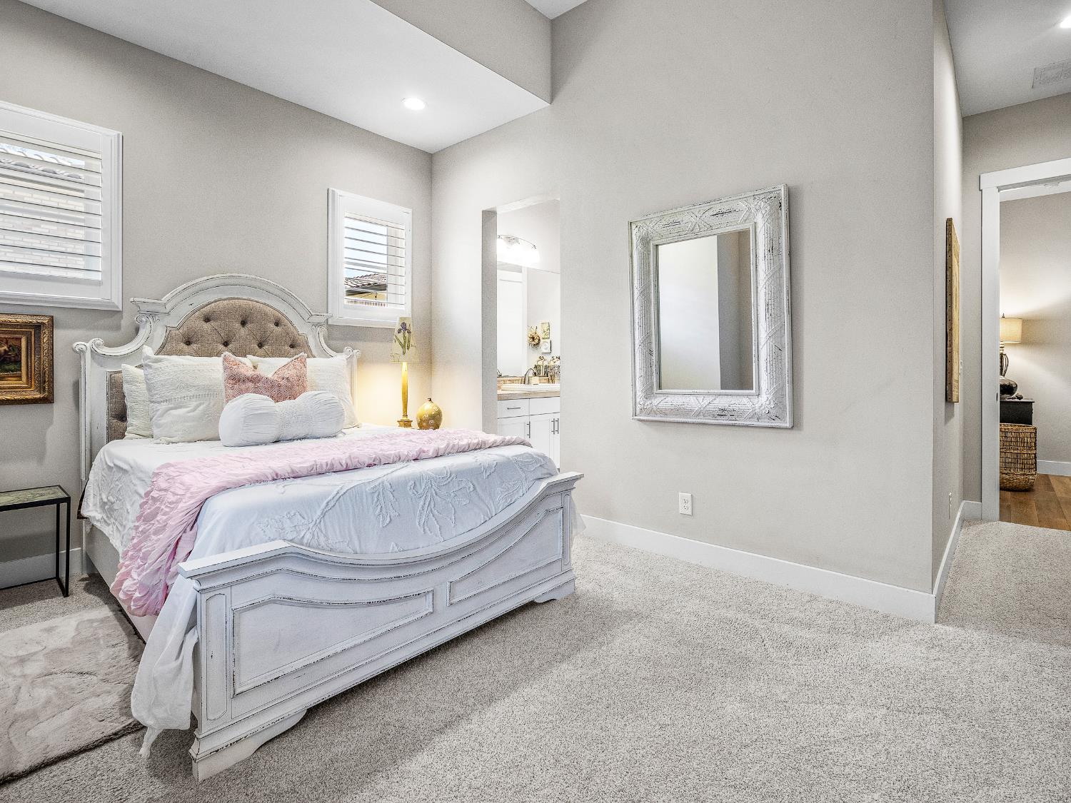 El Dorado Hills, California 95762, United States, 5 Bedrooms Bedrooms, ,5 BathroomsBathrooms,Residential,Active,153586