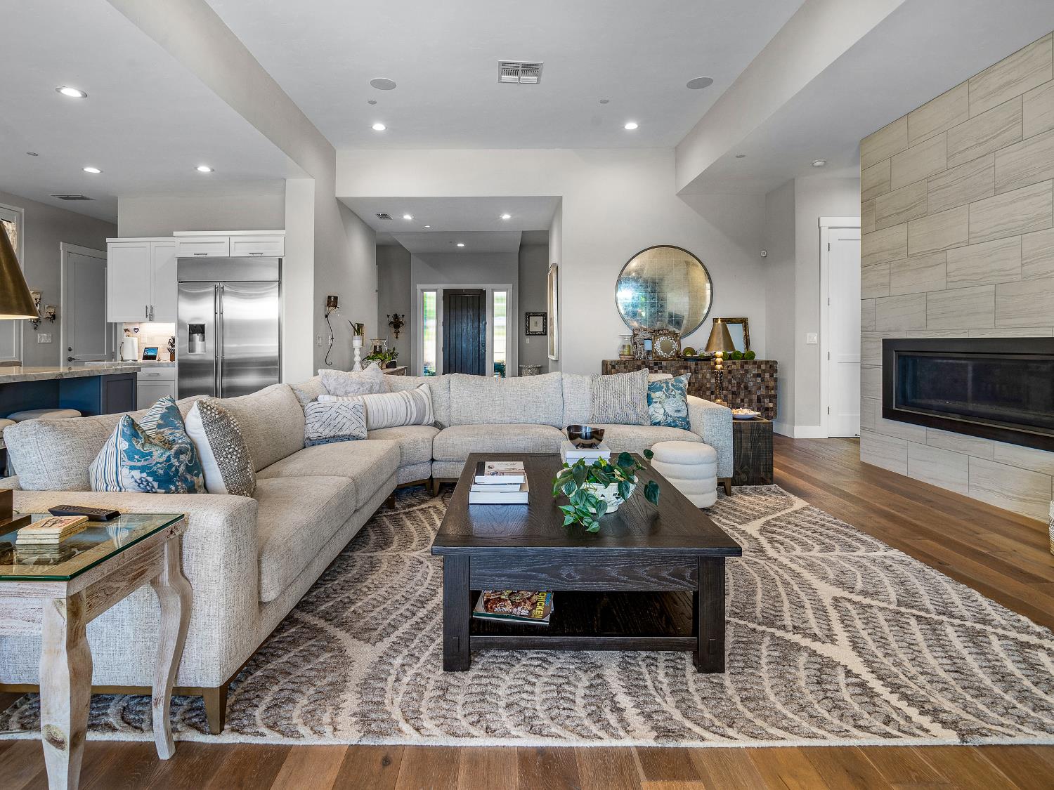 El Dorado Hills, California 95762, United States, 5 Bedrooms Bedrooms, ,5 BathroomsBathrooms,Residential,Active,153586