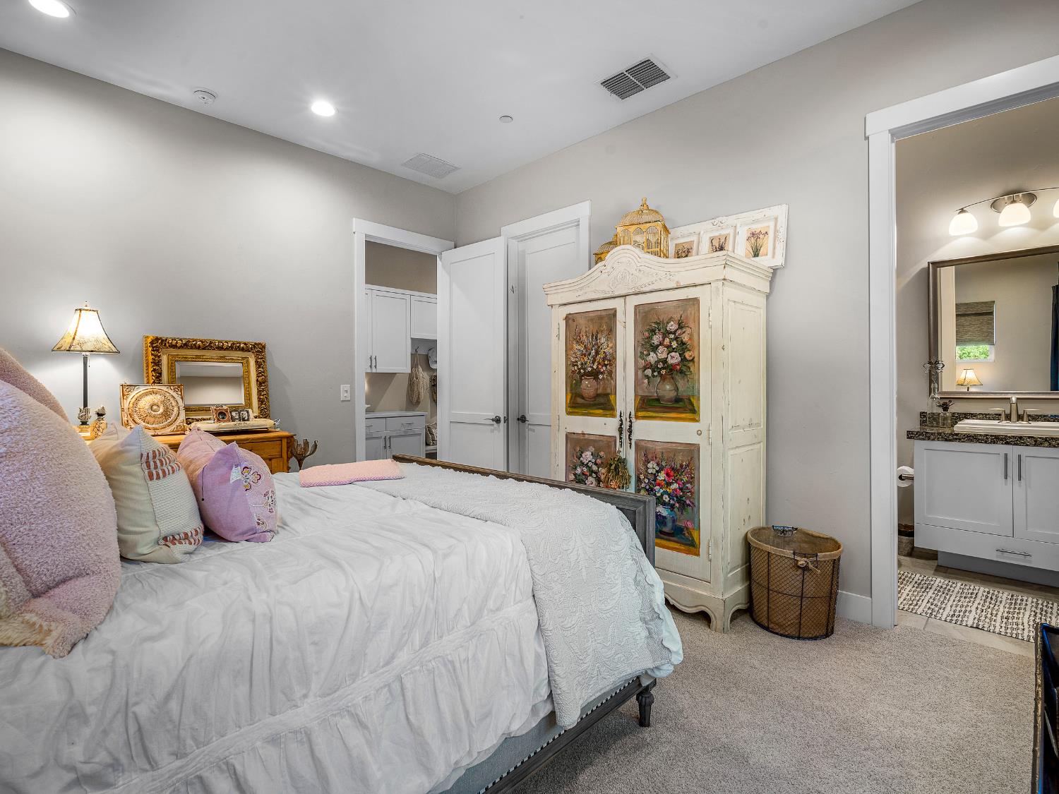 El Dorado Hills, California 95762, United States, 5 Bedrooms Bedrooms, ,5 BathroomsBathrooms,Residential,Active,153586