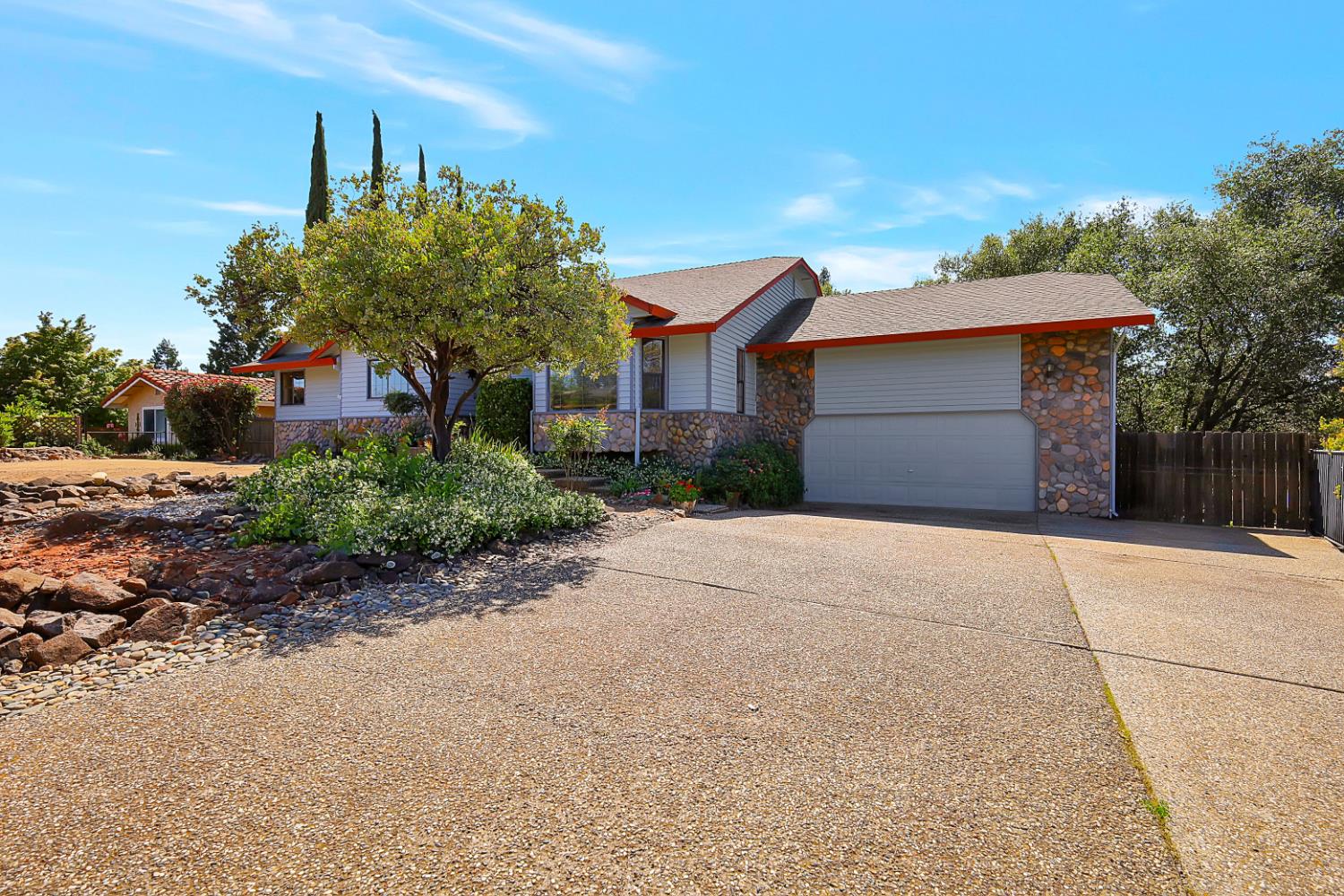 2842 Cornada Court
