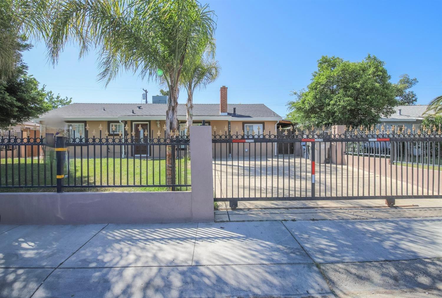 664 Acacia Avenue