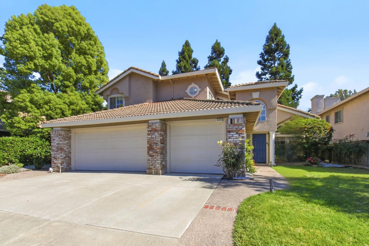 3480 Shadow Creek Drive