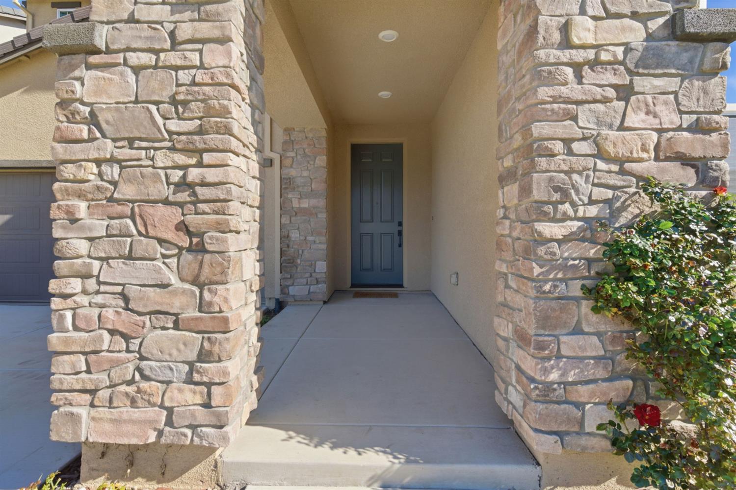 3085 Garden Farms Avenue