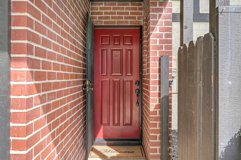 212 Wales Drive