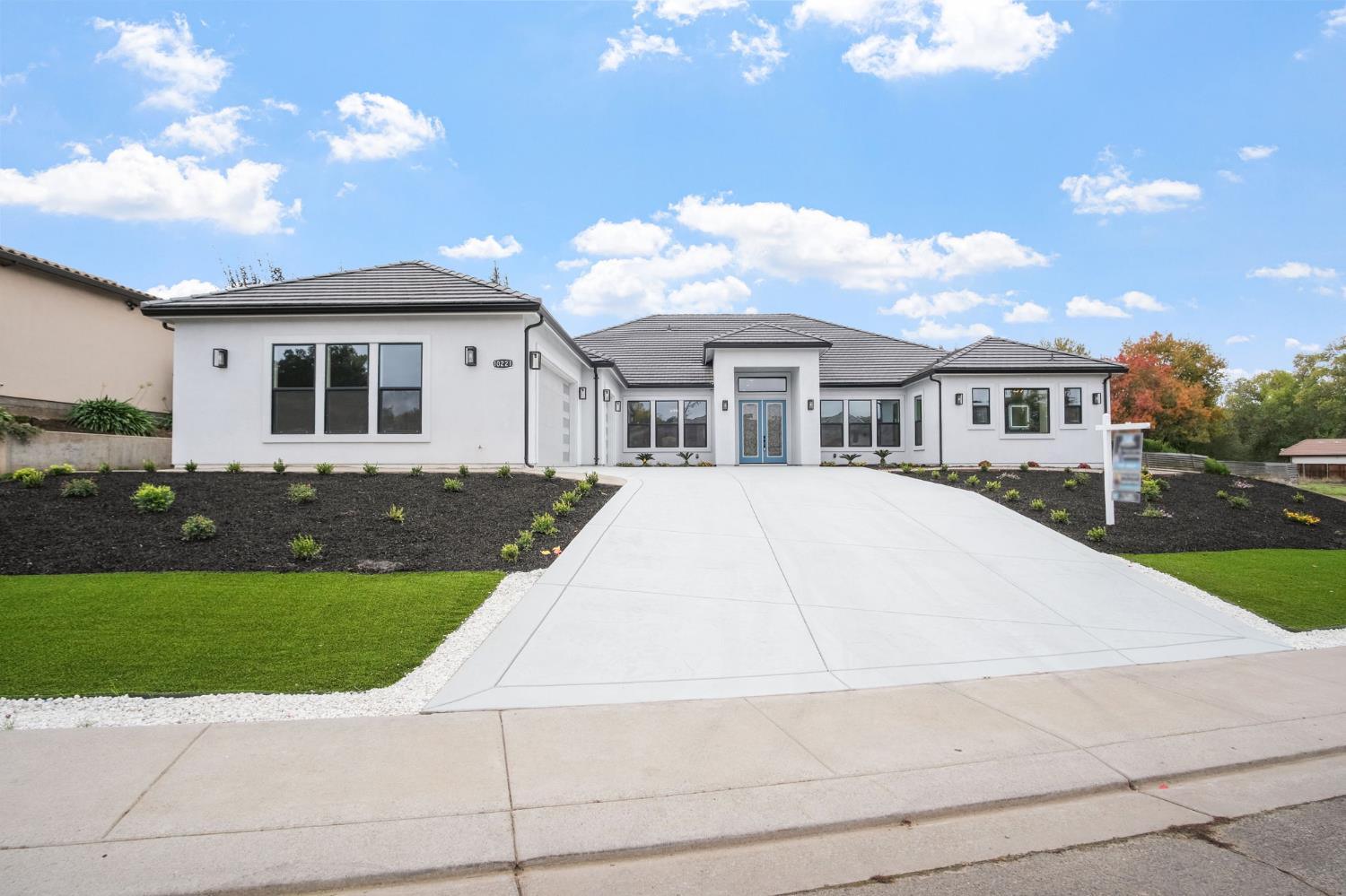 10221 Savannah Court