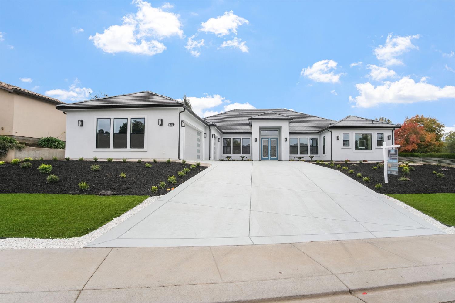 10221 Savannah Court