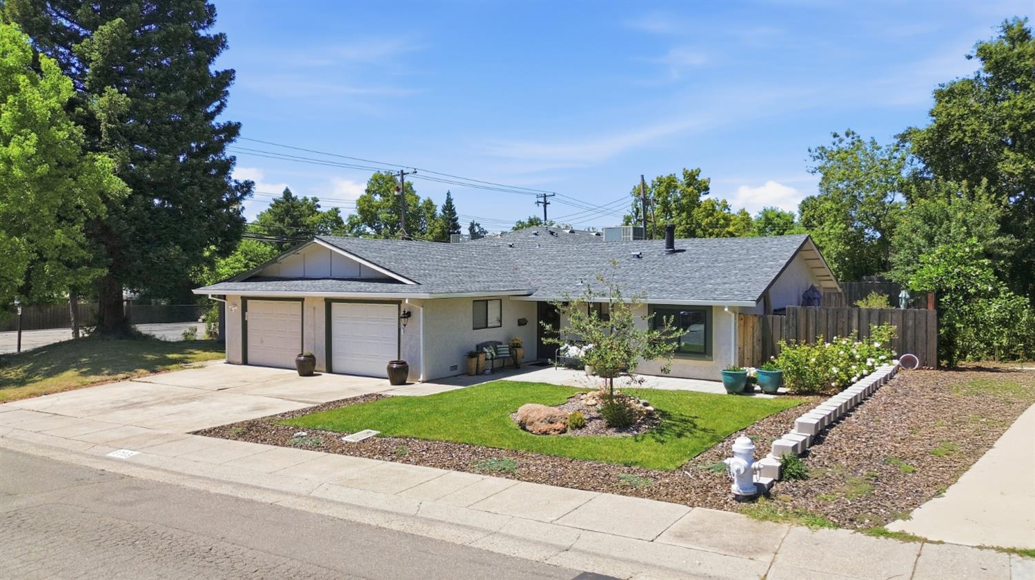 6703 Admiral Avenue