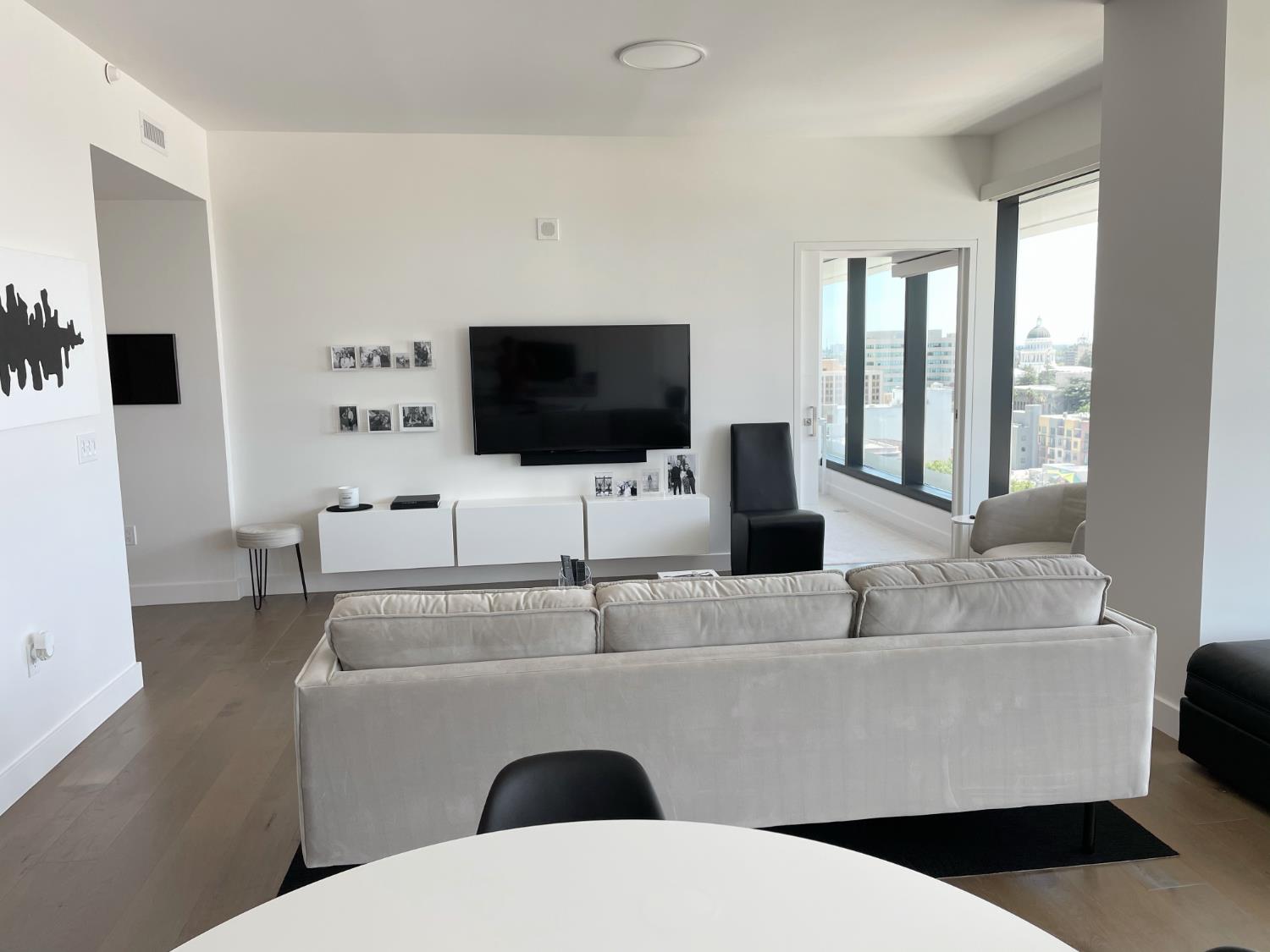 500 J Street 1407