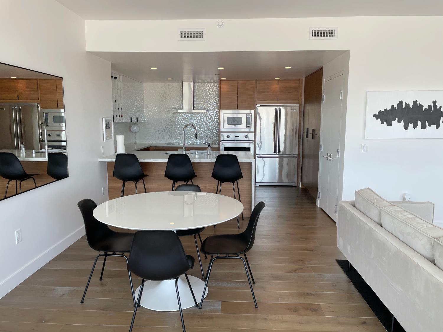 500 J Street 1407