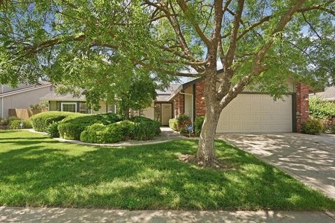 6001 Laguna Villa Way Elk Grove CA 95758