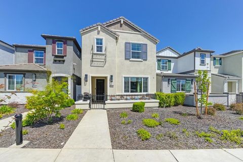 MLS: 225050334